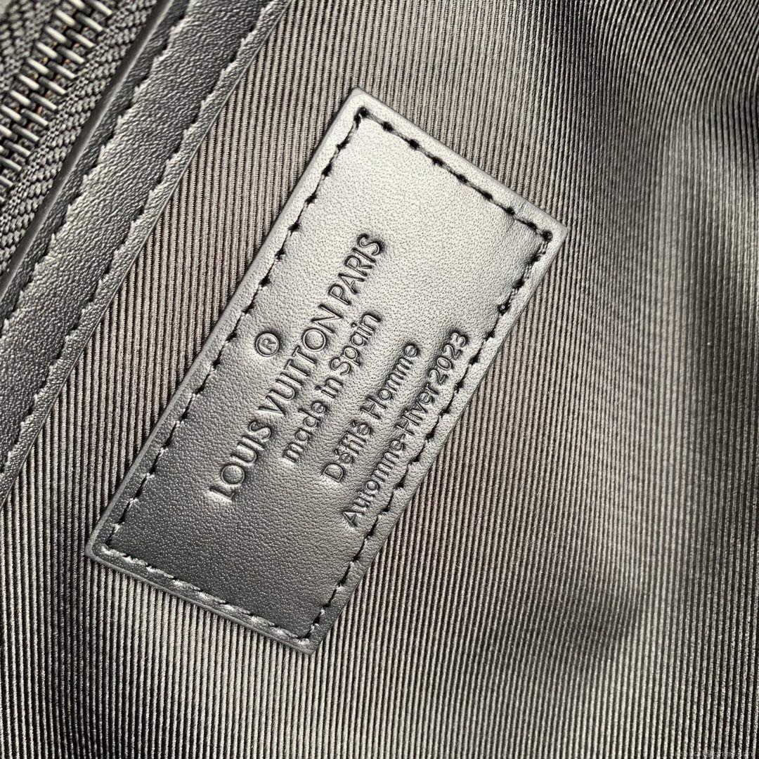 LV M23174 Louis Vuitton Keepall Bandoulière 50 Bag Gradient Electric Sun