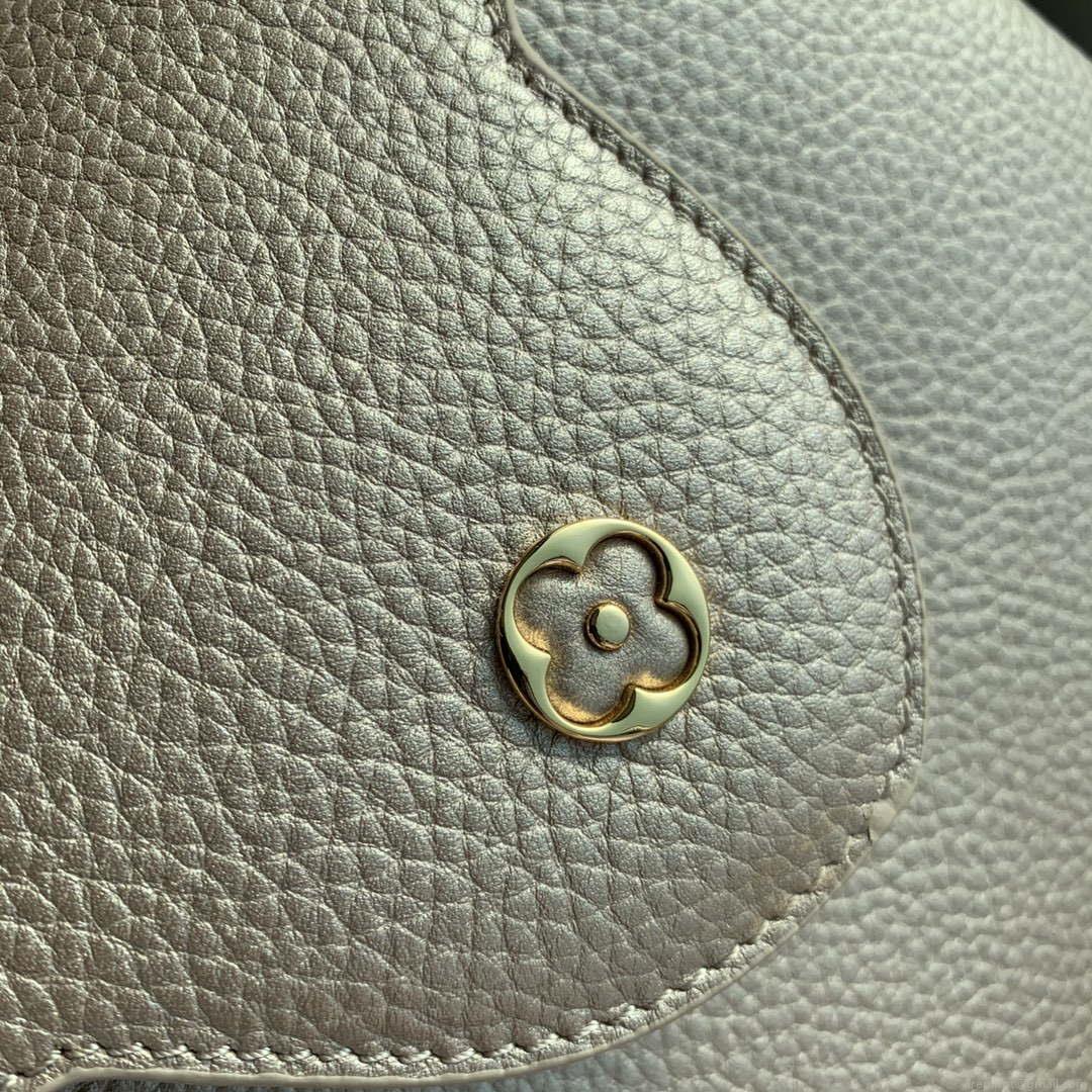 LV M22436 Louis Vuitton Capucines MM Handbag Griotte Pearlescent khaki