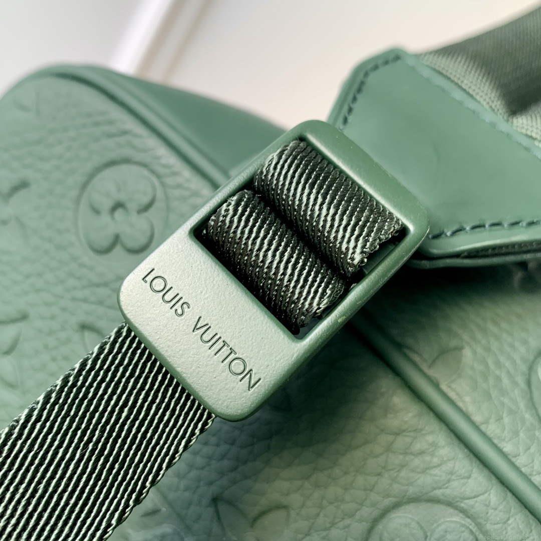 LV M24428 Louis Vuitton Christopher MM Backpack Forest Green