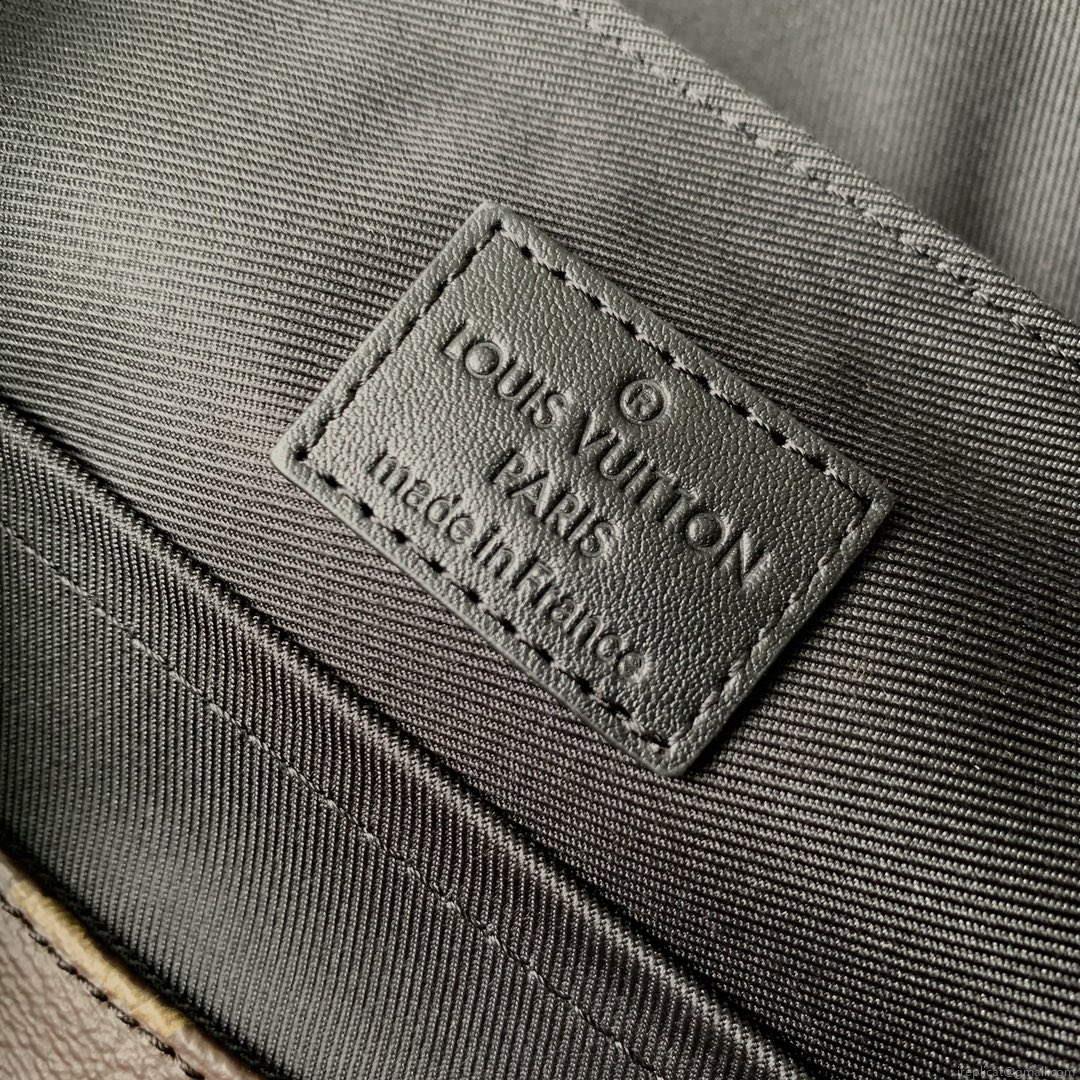 LV M46972 Louis Vuitton LV Trail Messenger Bag