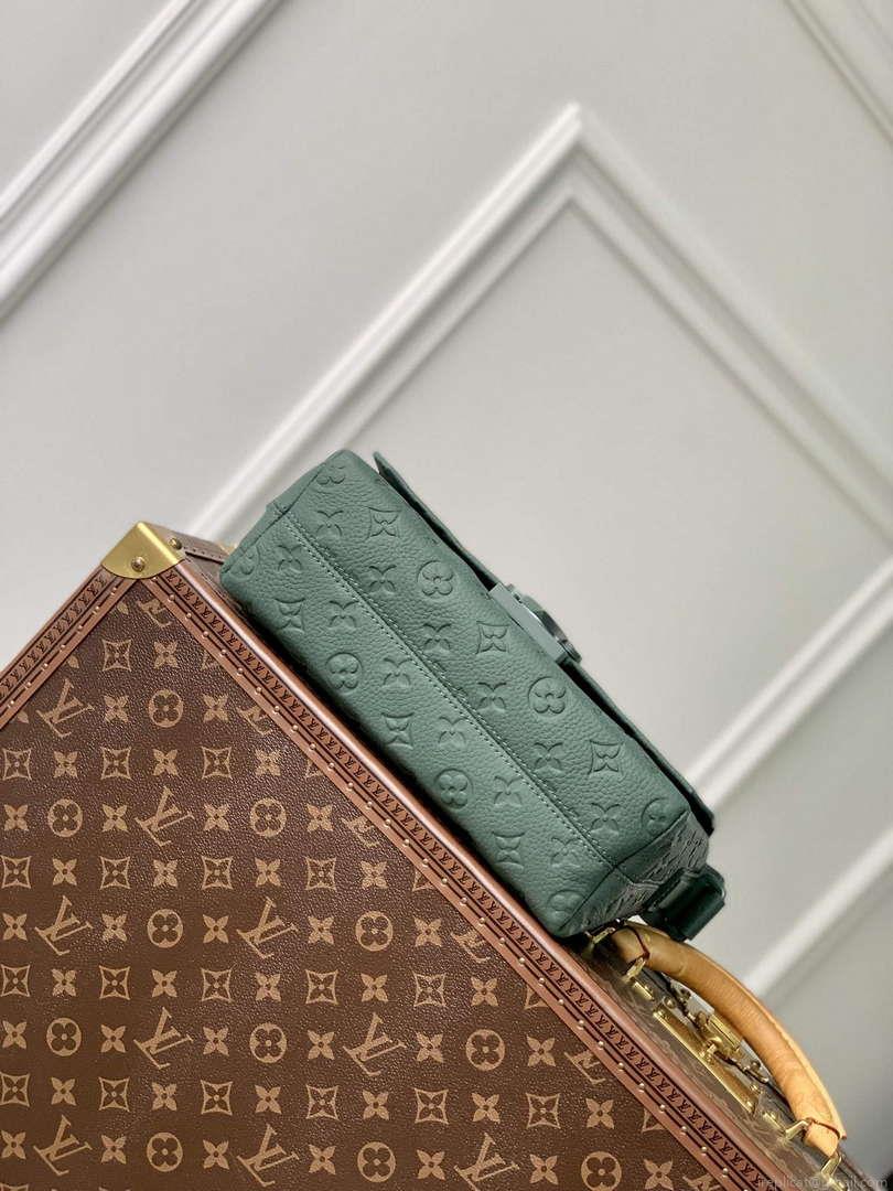 LV M24439 Louis Vuitton S-Cape Messenger Bag Forest Green