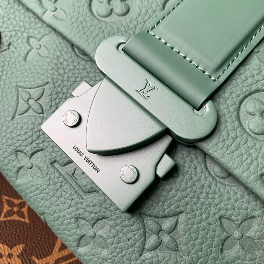 LV M24439 Louis Vuitton S-Cape Messenger Bag Forest Green