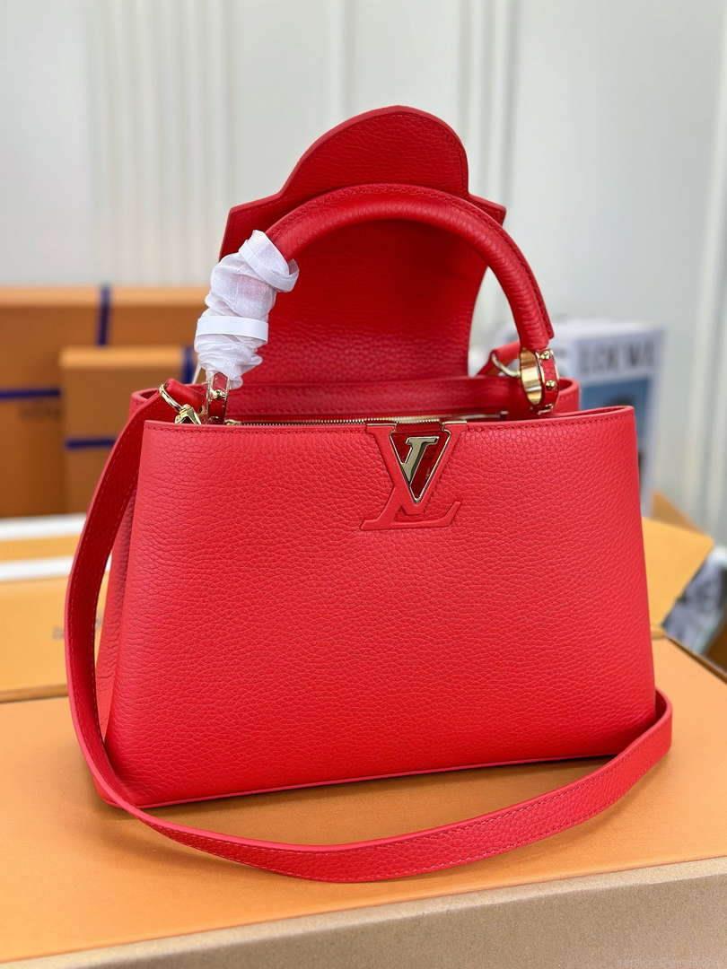 LV M43935 Louis Vuitton Capucines MM Taurillon Handbag Red