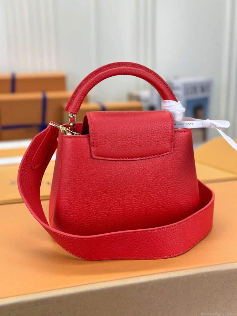 LV M43935 Louis Vuitton Capucines Mini Handbag Taurillon Red