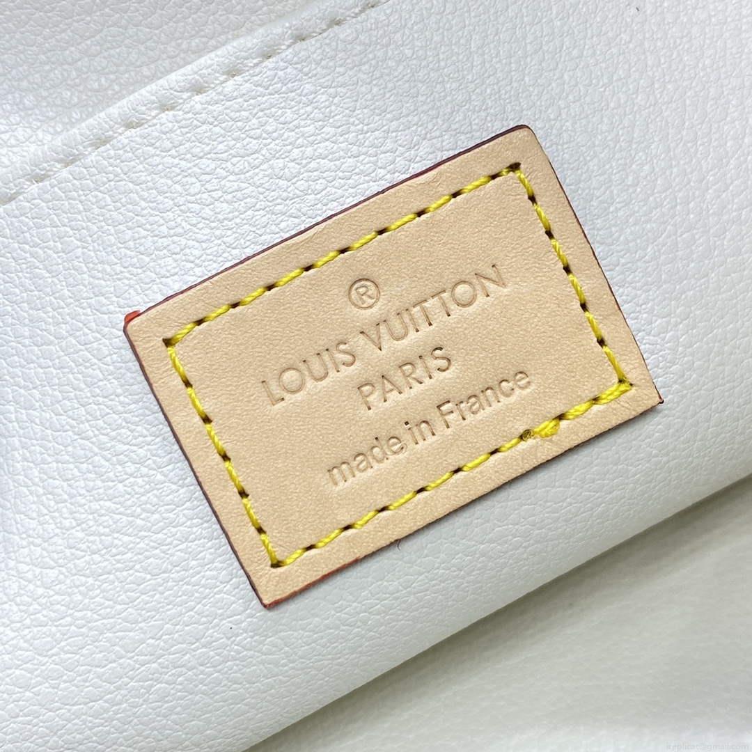 LV M83597 Louis Vuitton Cosmetic Pouch Bag Monogram Canvas