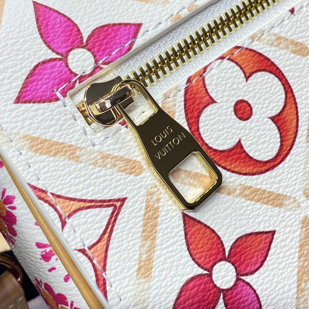 LV M11461 Louis Vuitton Pochette Métis Handbag Coral