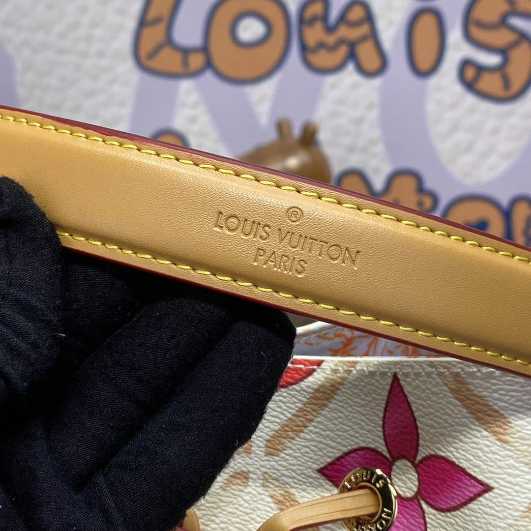 LV M25315 Louis Vuitton Néonoé BB Bucket Bag Coral