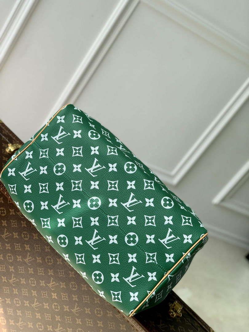 LV M24417 Louis Vuitton Speedy P9 Bandoulière 40 Bag Monogram Leather Green