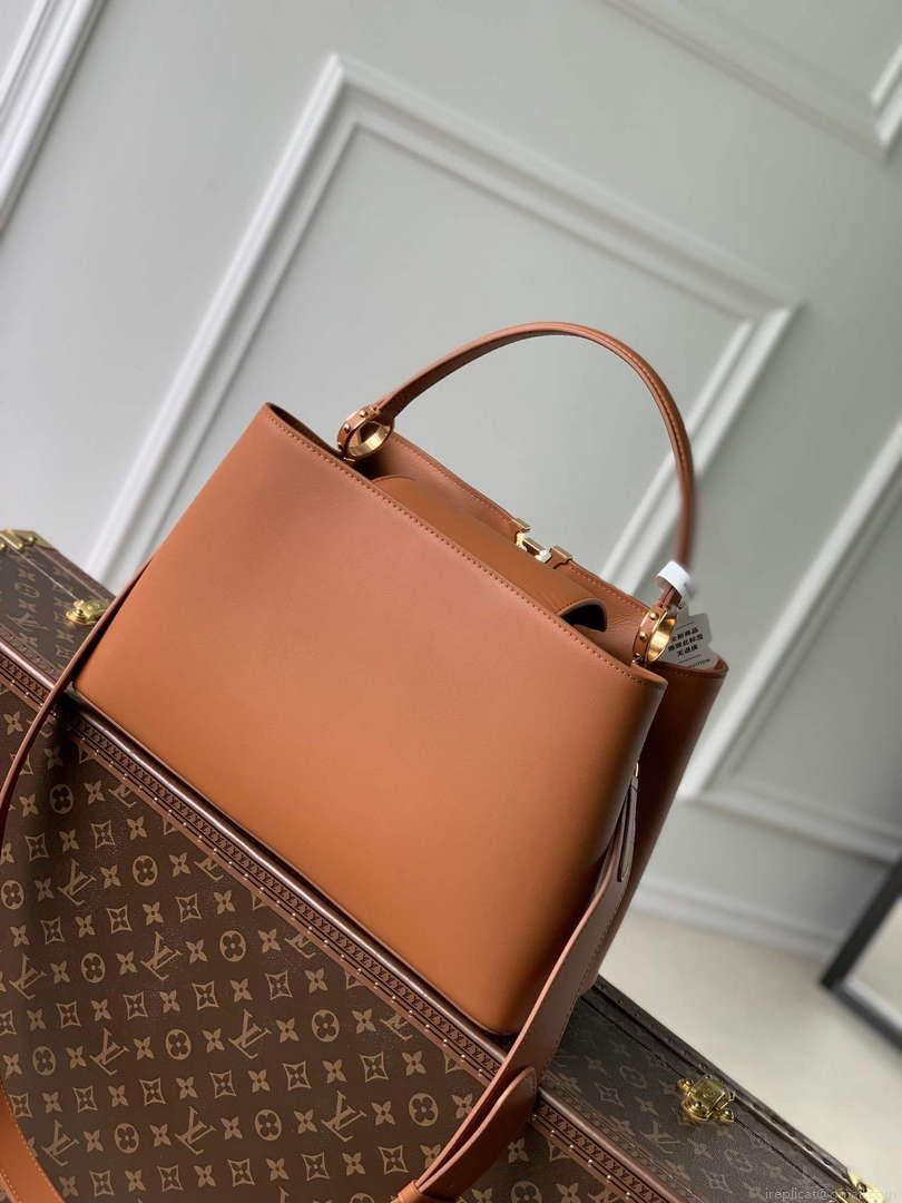 LV M24879 Louis Vuitton Capucines GM Souple Handbag Cognac