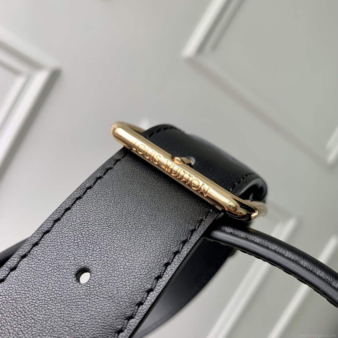 LV M24607 Louis Vuitton Capucines GM Souple Handbag Black