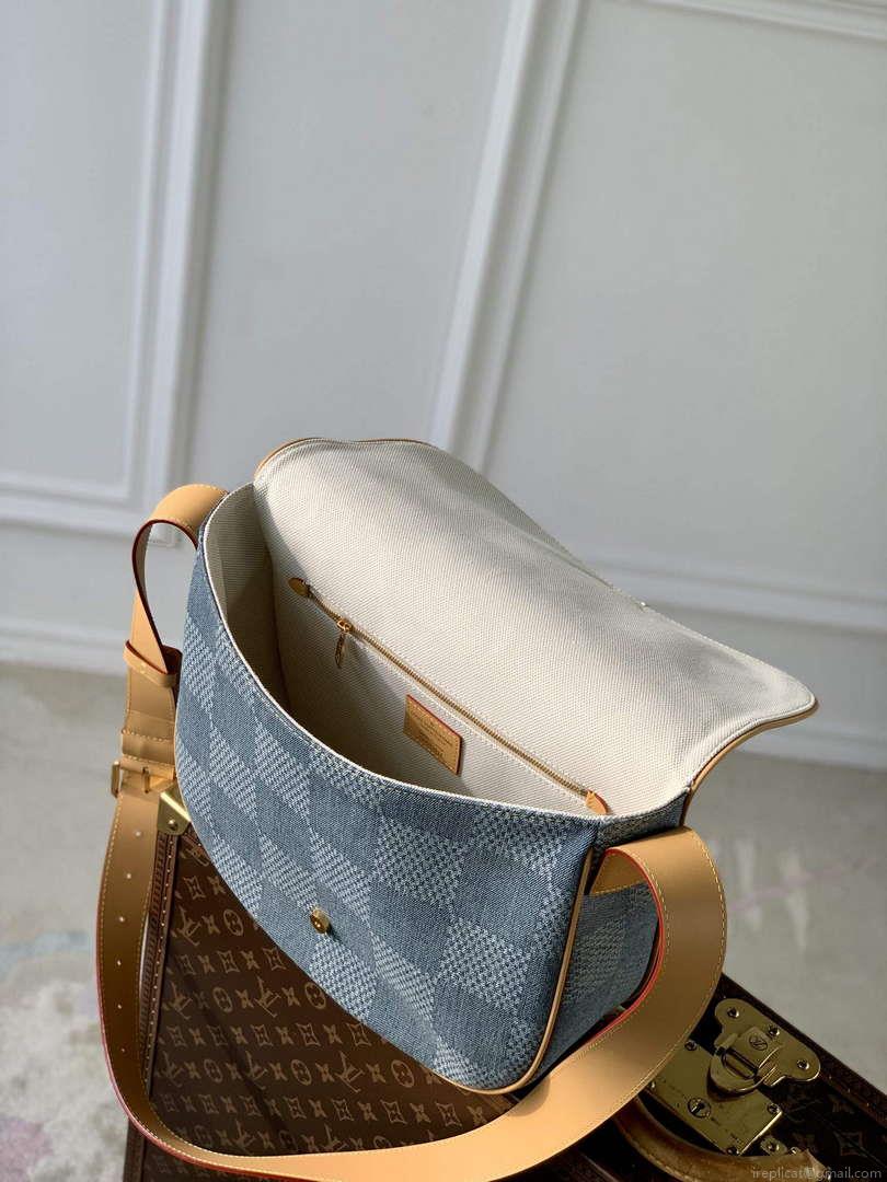 LV N40743 Louis Vuitton Montsouris Messenger MM Damier Cross-body Bag Blue