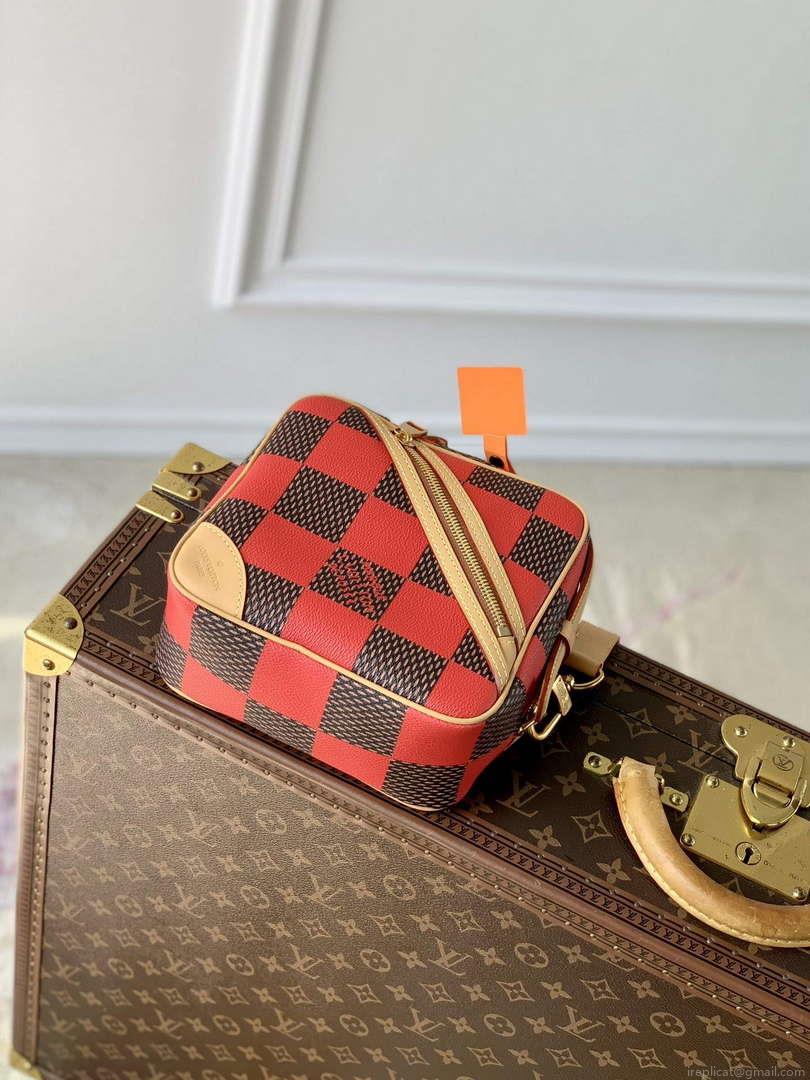 LV N40561 Louis Vuitton Chess Messenger Bag Red