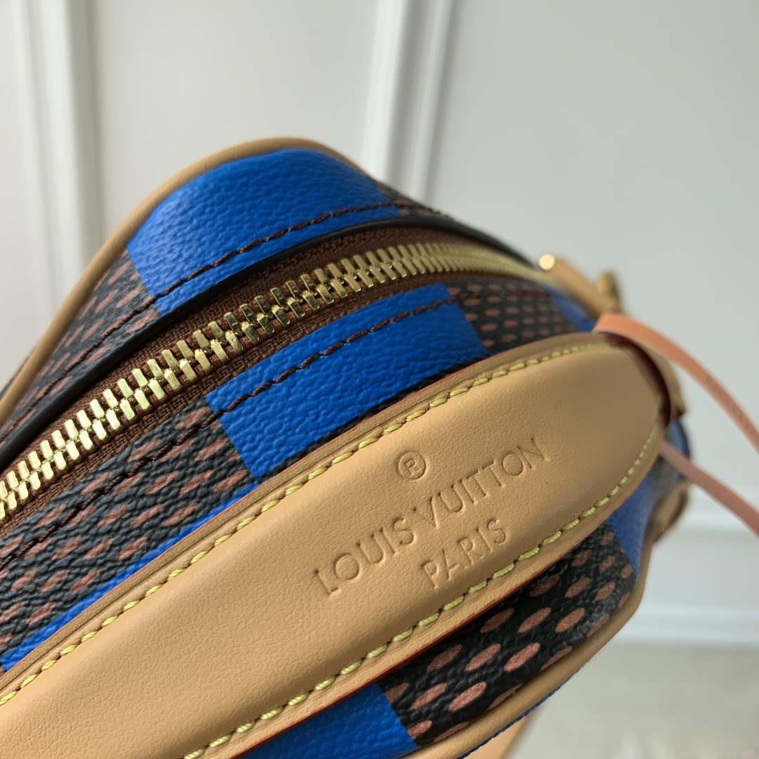 LV N40547 Louis Vuitton Chess Messenger Bag Blue