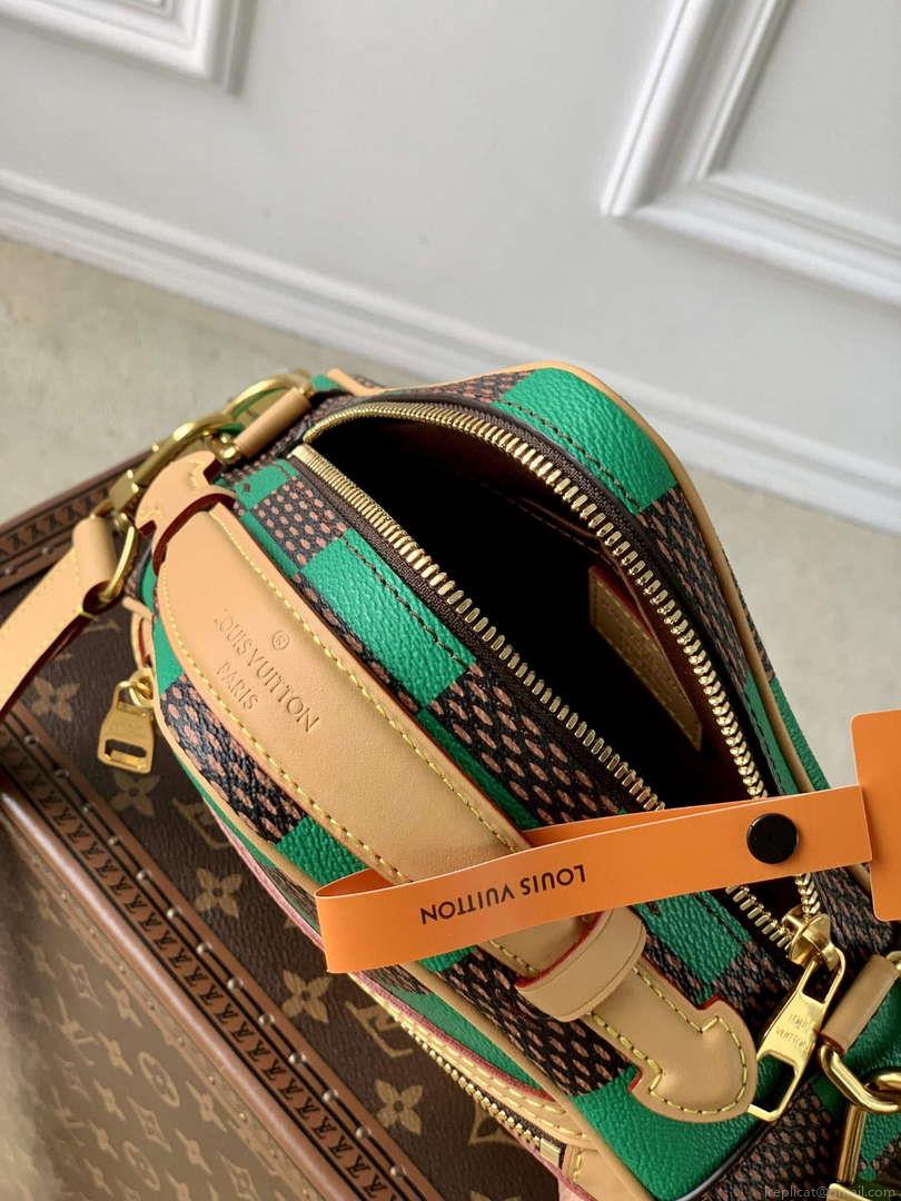 LV N40563 Louis Vuitton Chess Messenger Bag Green