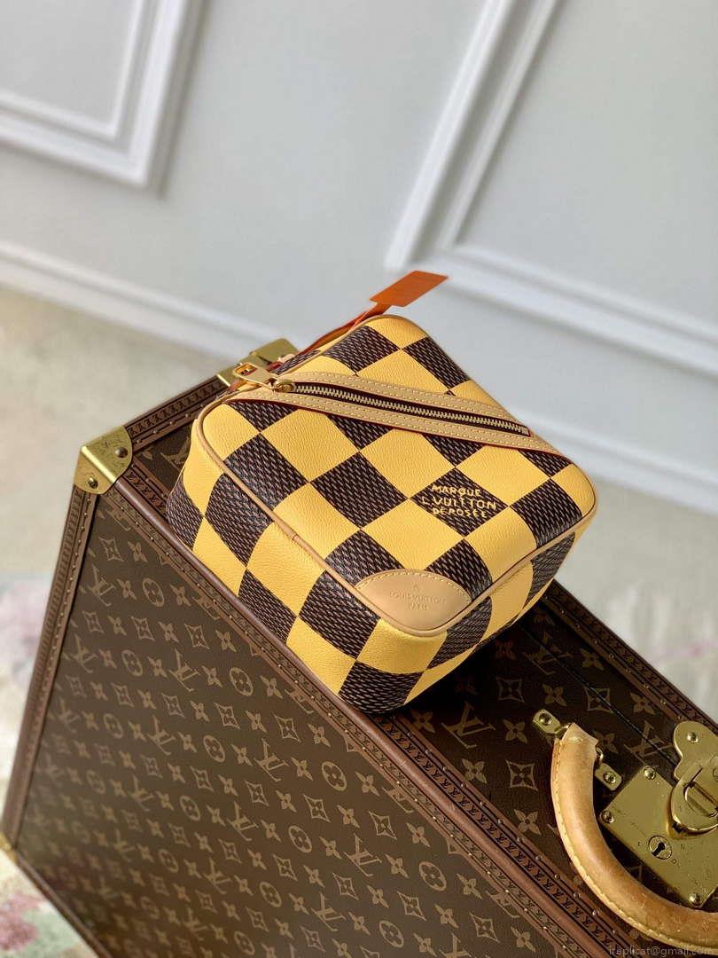 LV N40562 Louis Vuitton Chess Messenger Bag Yellow
