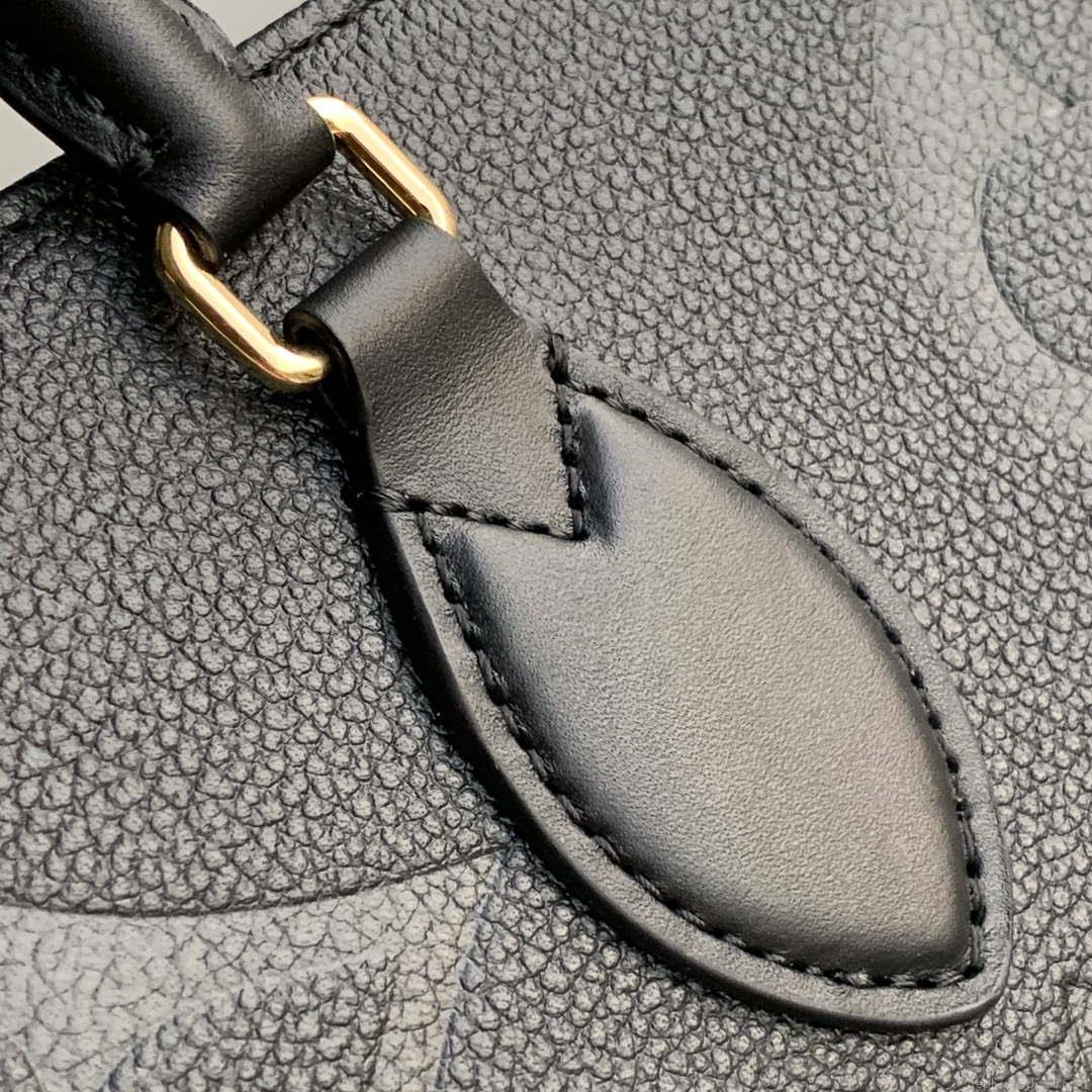 LV M44925 Louis Vuitton Onthego GM Tote Bag