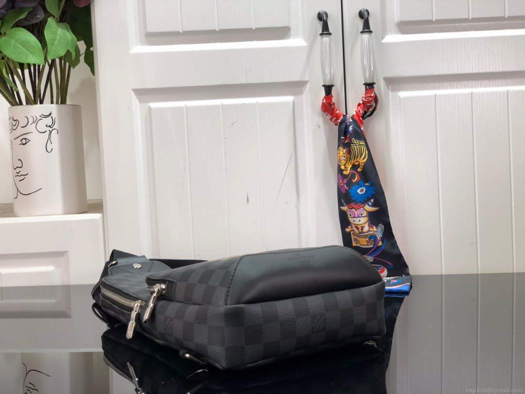LV N45277 Louis Vuitton Avenue Slingbag Black