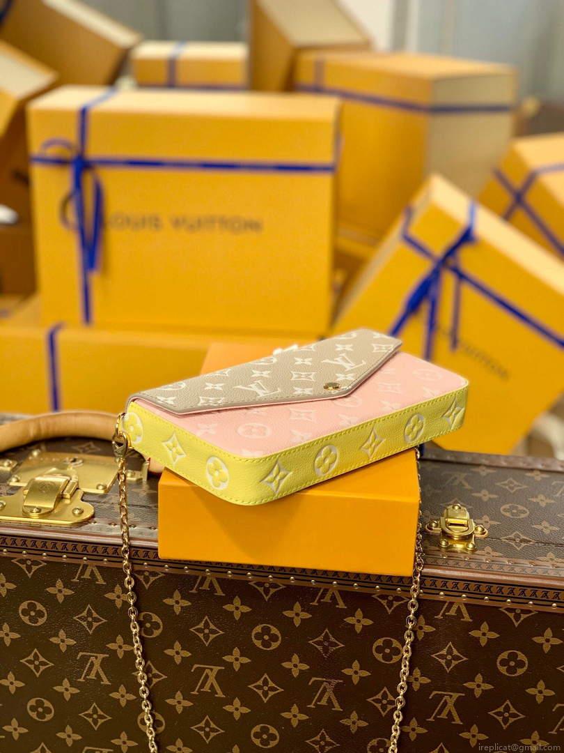 LV M81359 Louis Vuitton Felicie Pochette Bag Pink