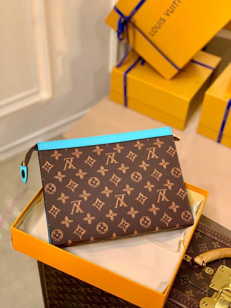 LV M81204 Louis Vuitton Pochette Voyage