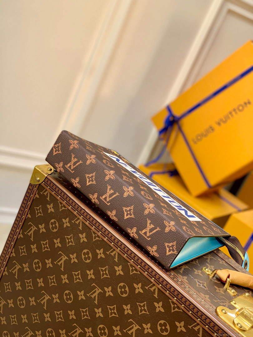 LV M81204 Louis Vuitton Pochette Voyage