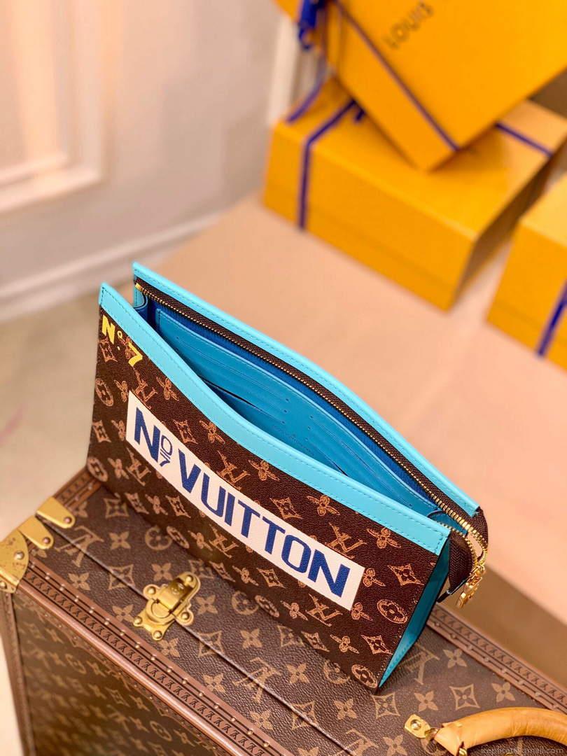 LV M81204 Louis Vuitton Pochette Voyage