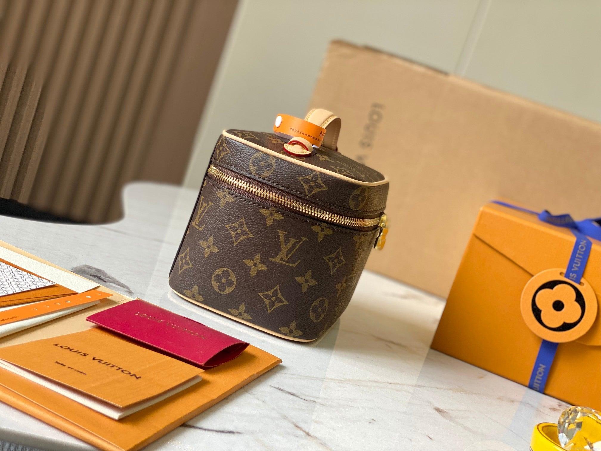 Louis Vuitton LV M44495 Nice Mini Vanity Case Monogram canvas Beige