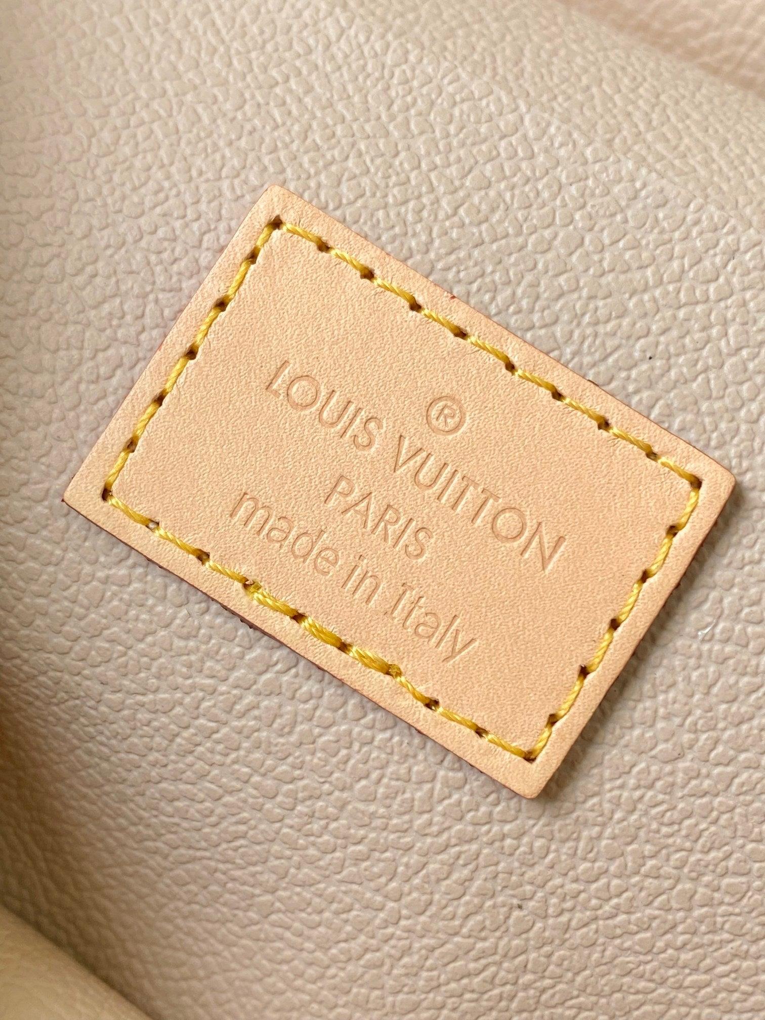 Louis Vuitton LV M44495 Nice Mini Vanity Case Monogram canvas Beige