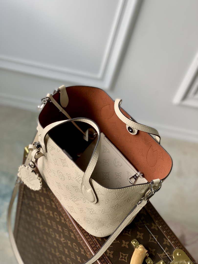 LV M21909 Louis Vuitton Blossom PM Mahina Tote Bag Beige