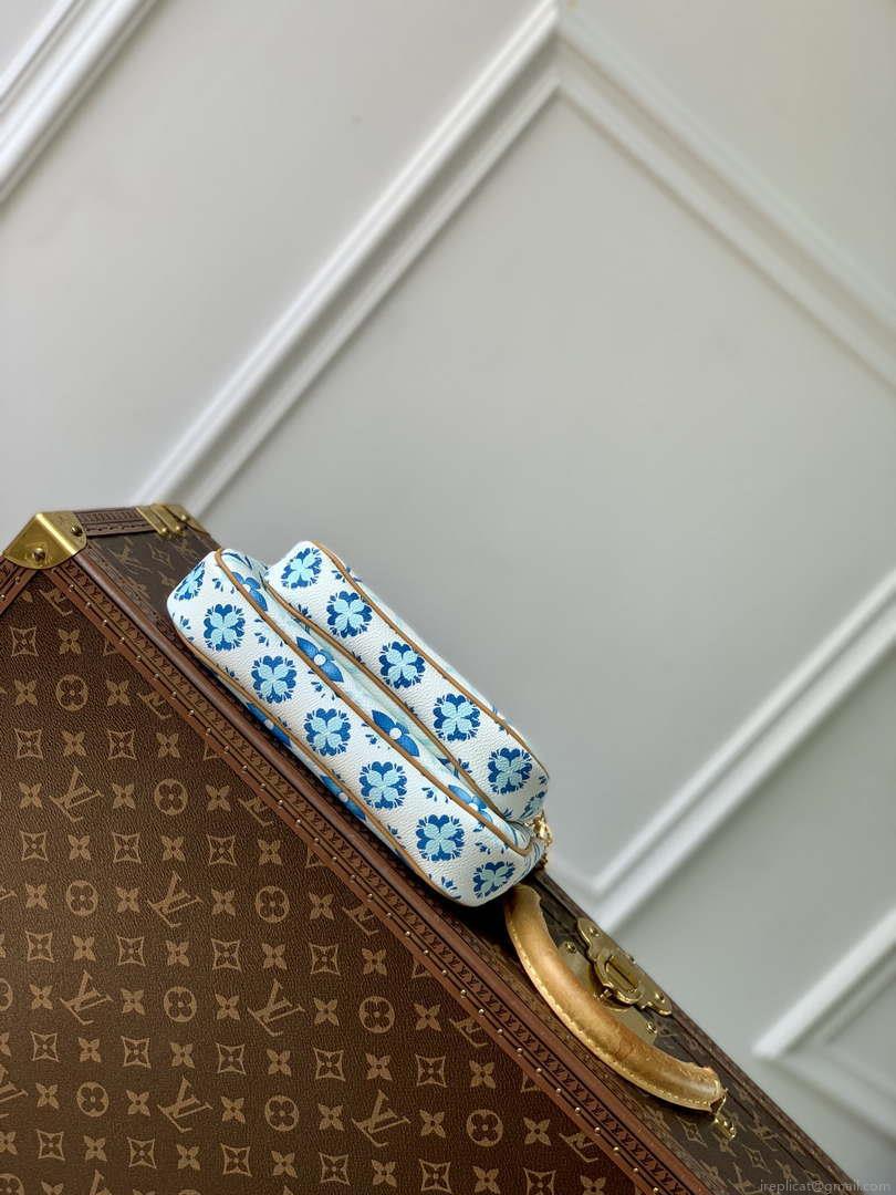 LV M25374 Louis Vuitton LV By The Pool Multi Pochette Accessoires Other Monogram Canvas