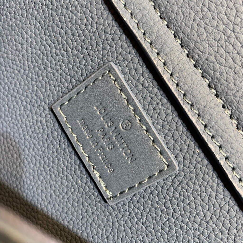 LV M59625 Louis Vuitton New Sling Bag Blue