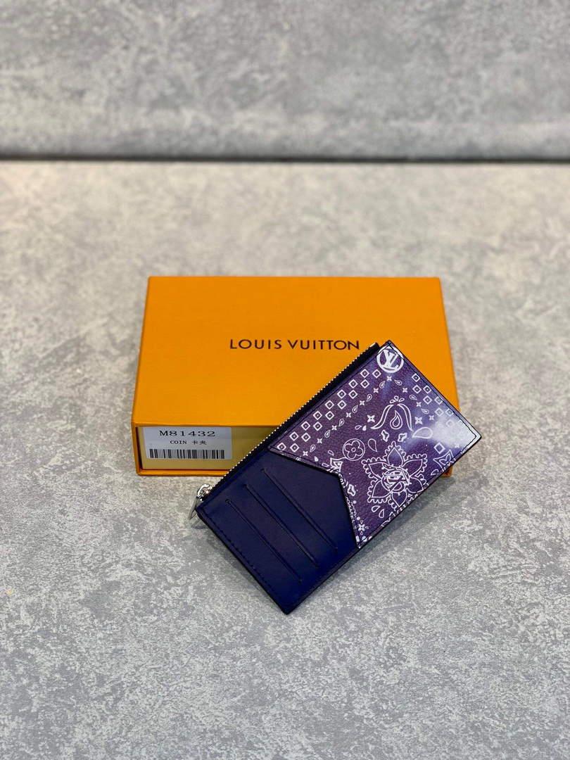 LV M81432 Louis Vuitton Coin Card Holder Other Leathers Blue