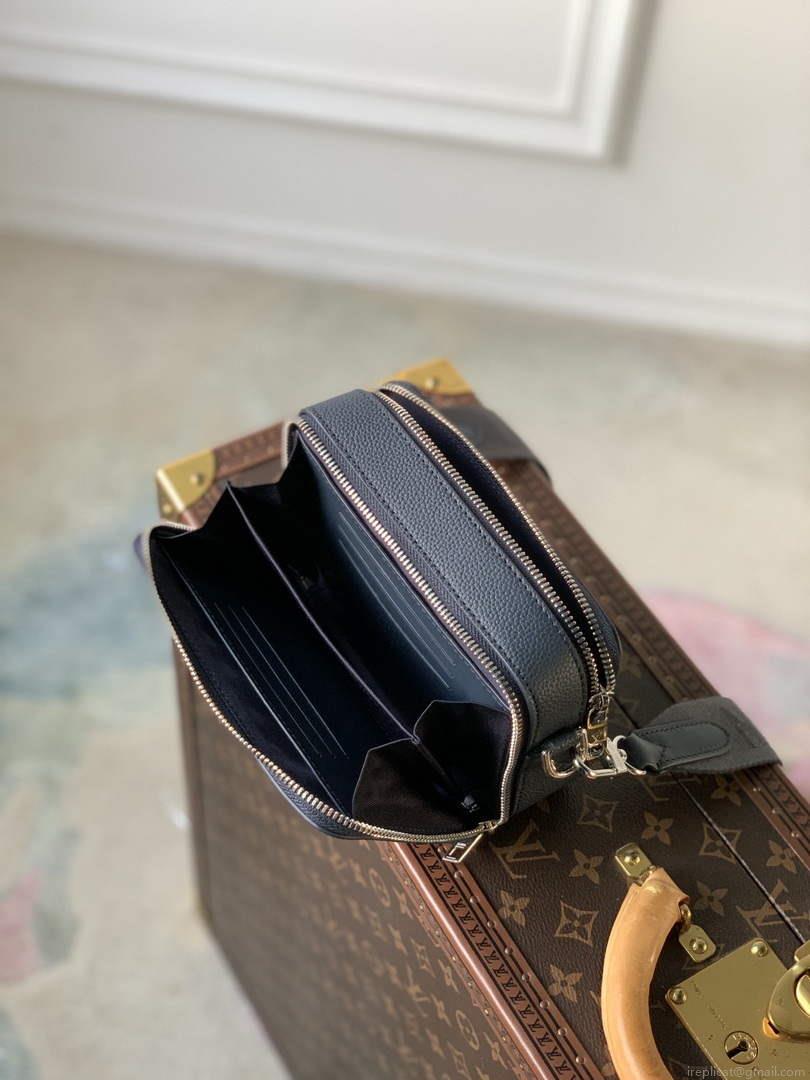 LV M59161 Louis Vuitton Alpha Wearable Wallet Blue