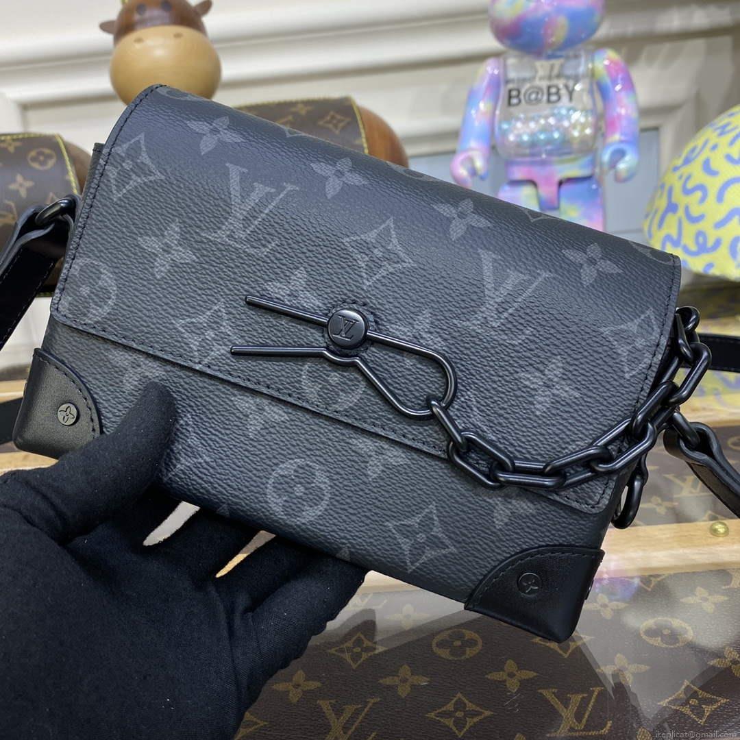 LV M81783 Louis Vuitton Steamer Wearable Wallet Black