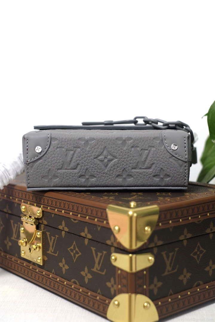 LV M81746 Louis Vuitton Steamer Wearable Wallet Gray leather