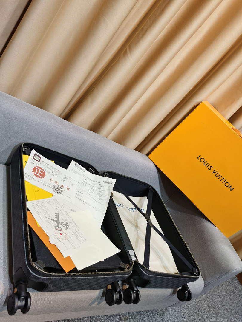 LV M23202 Louis Vuitton Horizon 55 Monogram Eclipse canvas