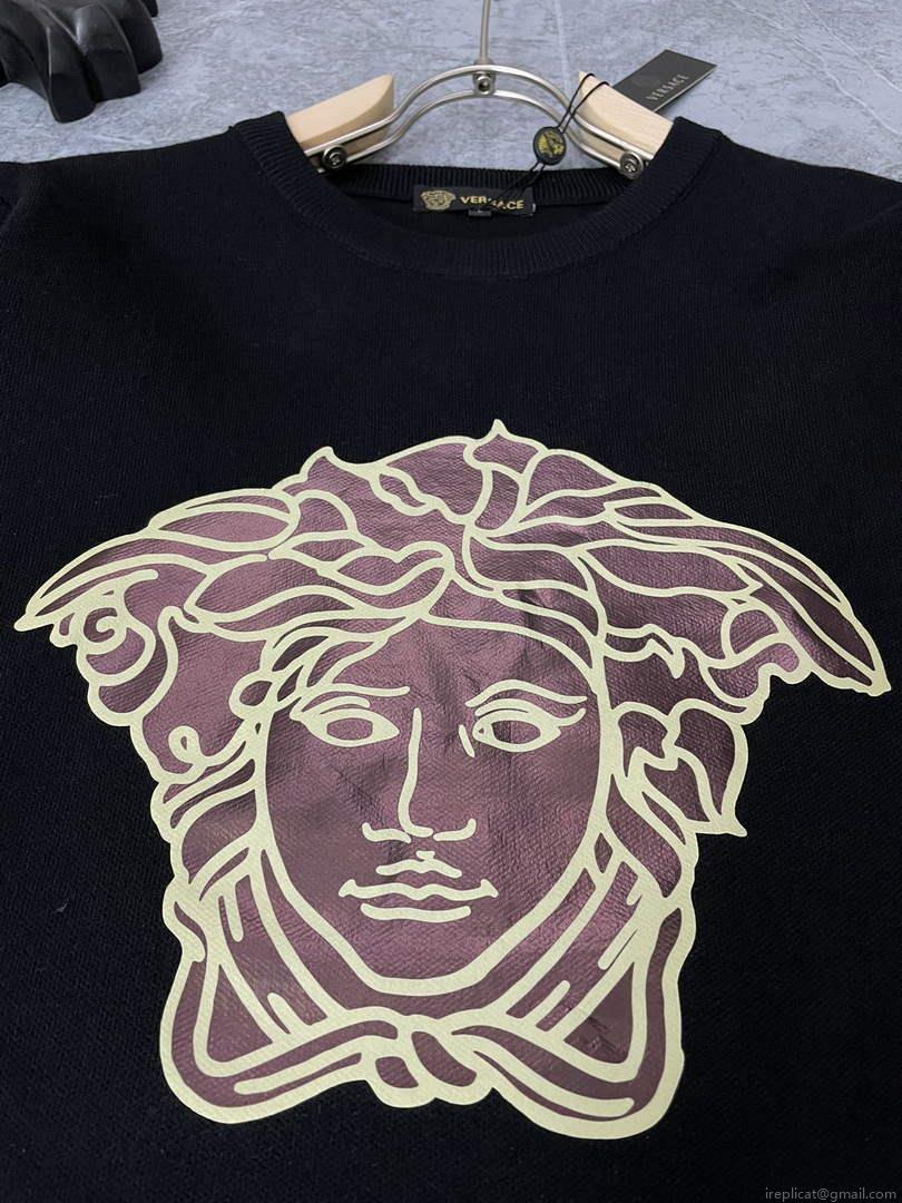 Versace 1007981 Men’s Clothing Medusa Logo Sweater V77570