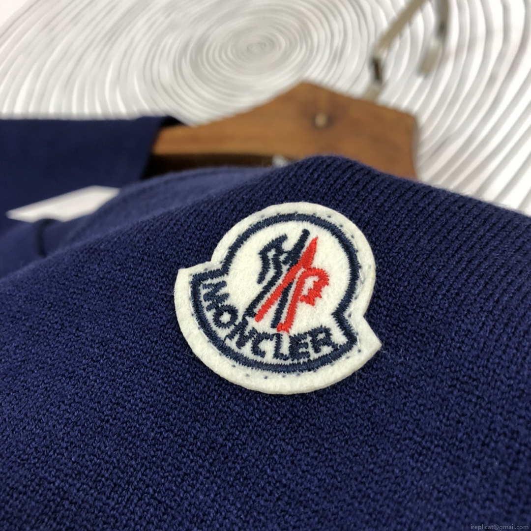 Moncler Men’s H10919C00021 Designer Logo Wool Blend Cardigans Sweater M70013