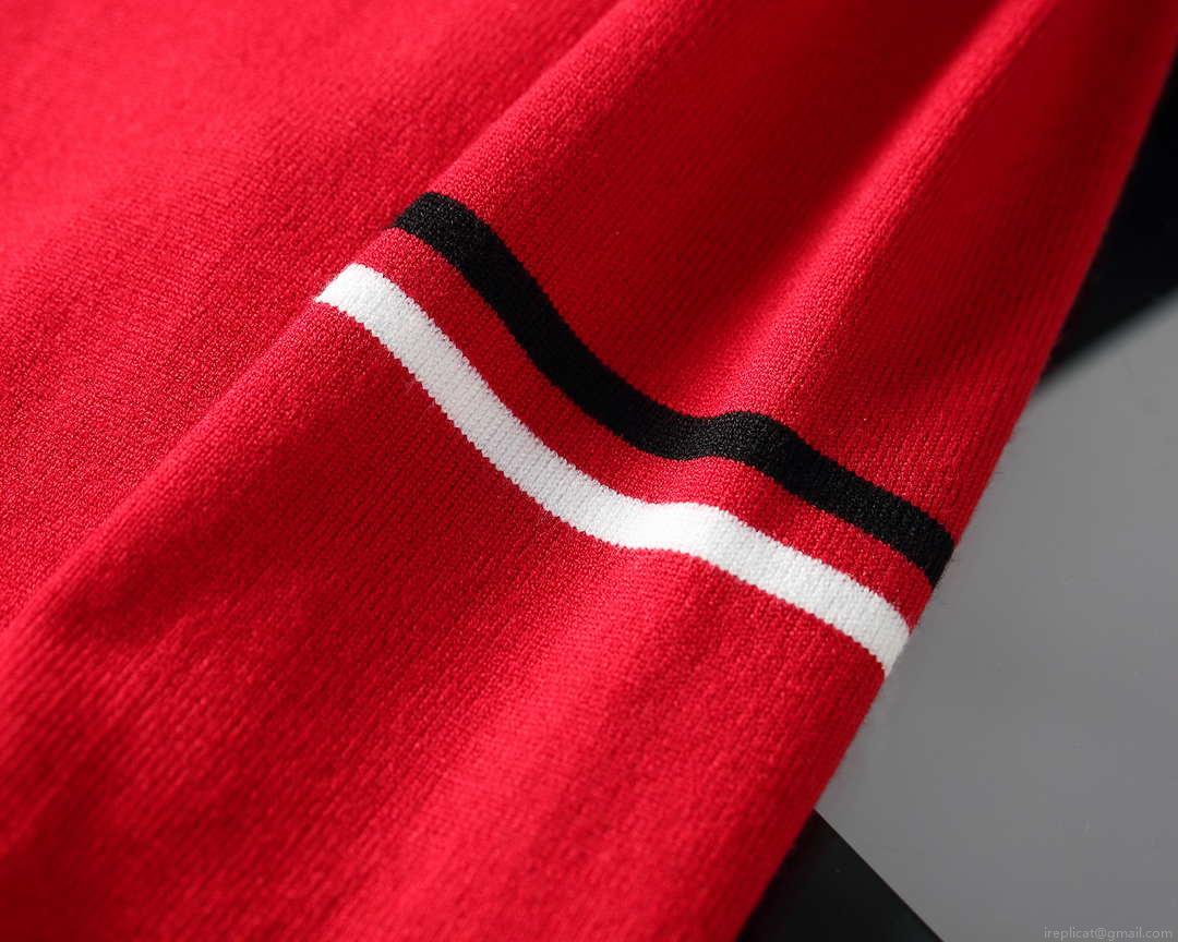 Moncler Men’s H10919C00021 Designer Logo Wool Blend Cardigans Sweater M70016