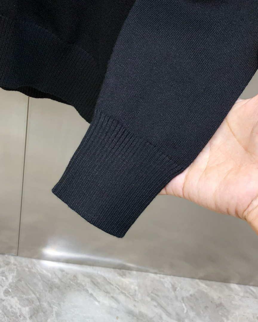 Fendi Men’s Sweater Wool Cardigan P700022