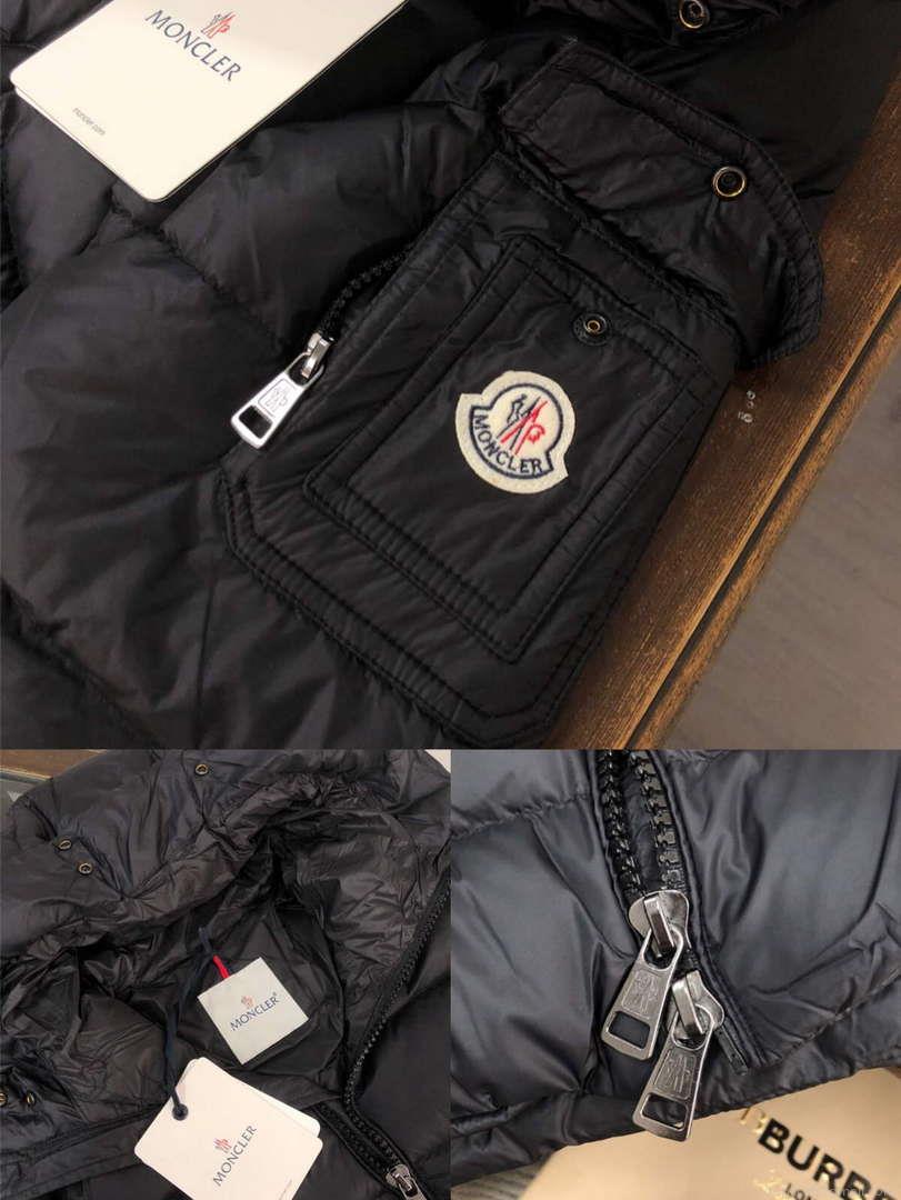Moncler Short Classic Down Jacket M68742
