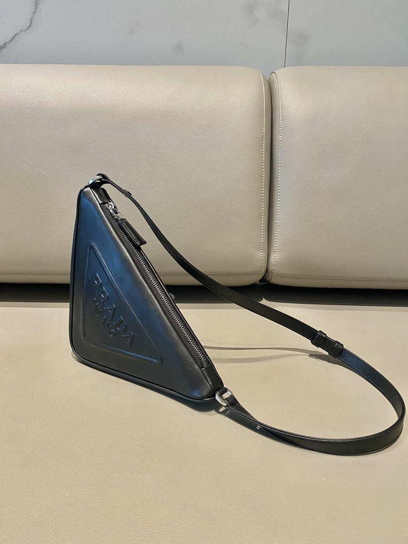 Prada 1NQ043 Triangle leather pouch Black