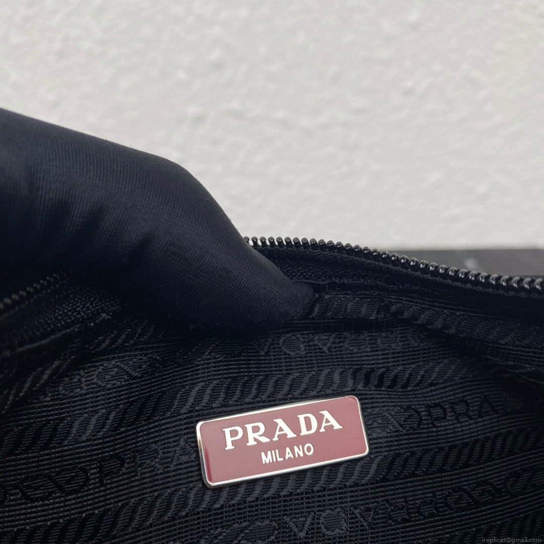 Prada 1NE515 Re-Nylon Re-Edition 2000 mini-bag black red
