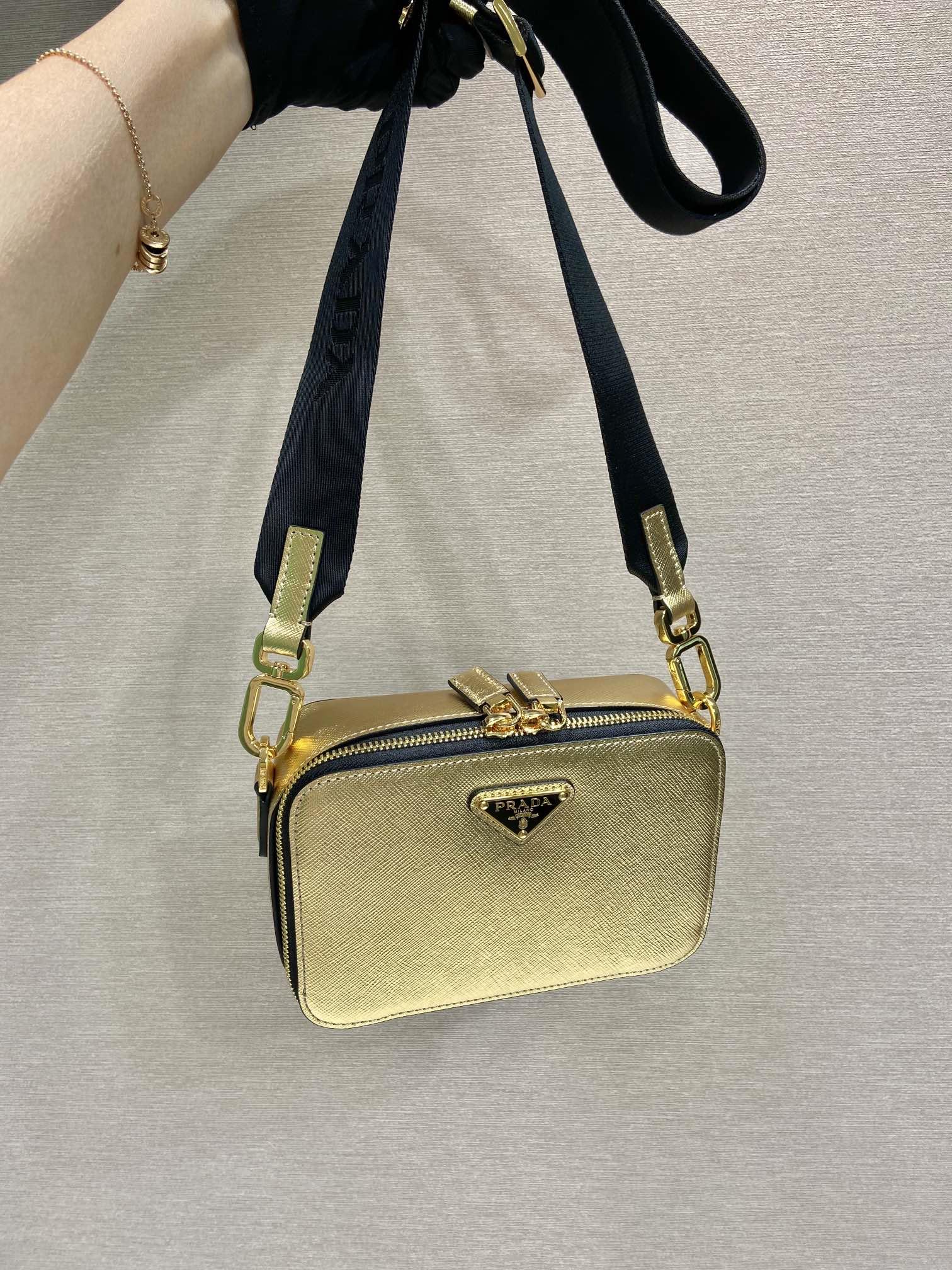 Prada 2VH070 Saffiano Gold leather Prada Brique bag