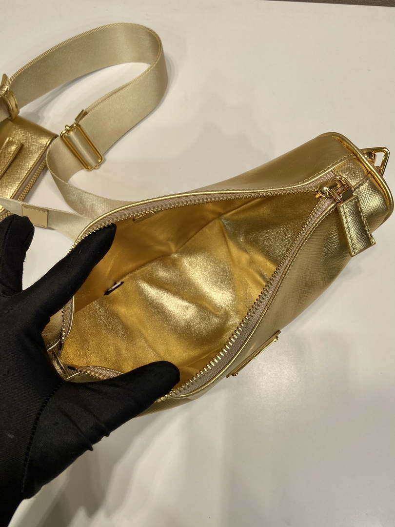 Prada Leather Prada Triangle shoulder bag 1BH190 Gold