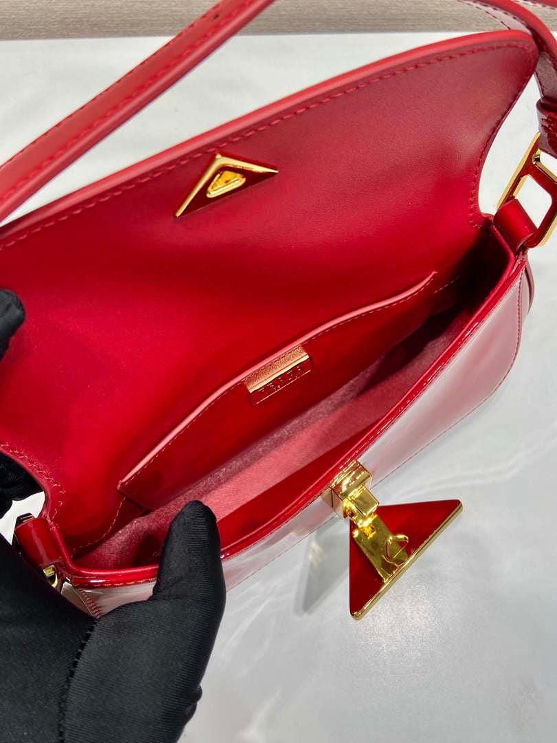 Prada 1BD345 Brushed Patent leather shoulder bag Red