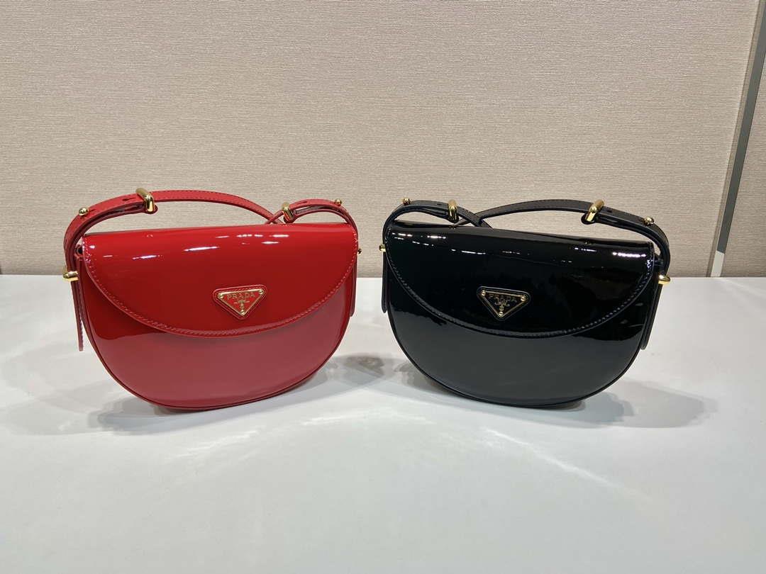 Prada 1BA349 Triangle-logo shoulder patent leather bag Red