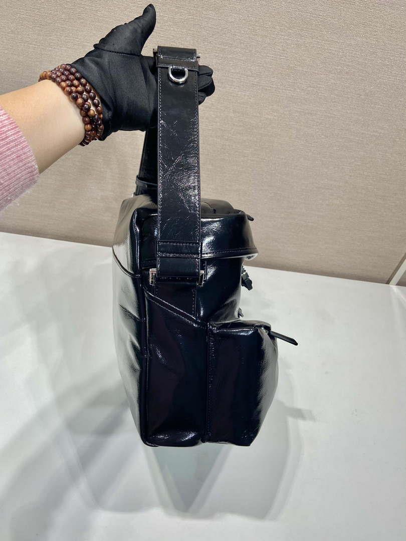 Prada 2VD062 Leather shoulder bag Black