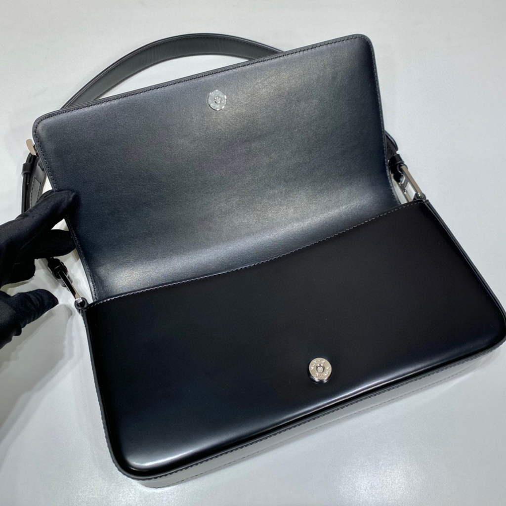 Prada 1BD323 Brushed leather Prada Femme bag Black