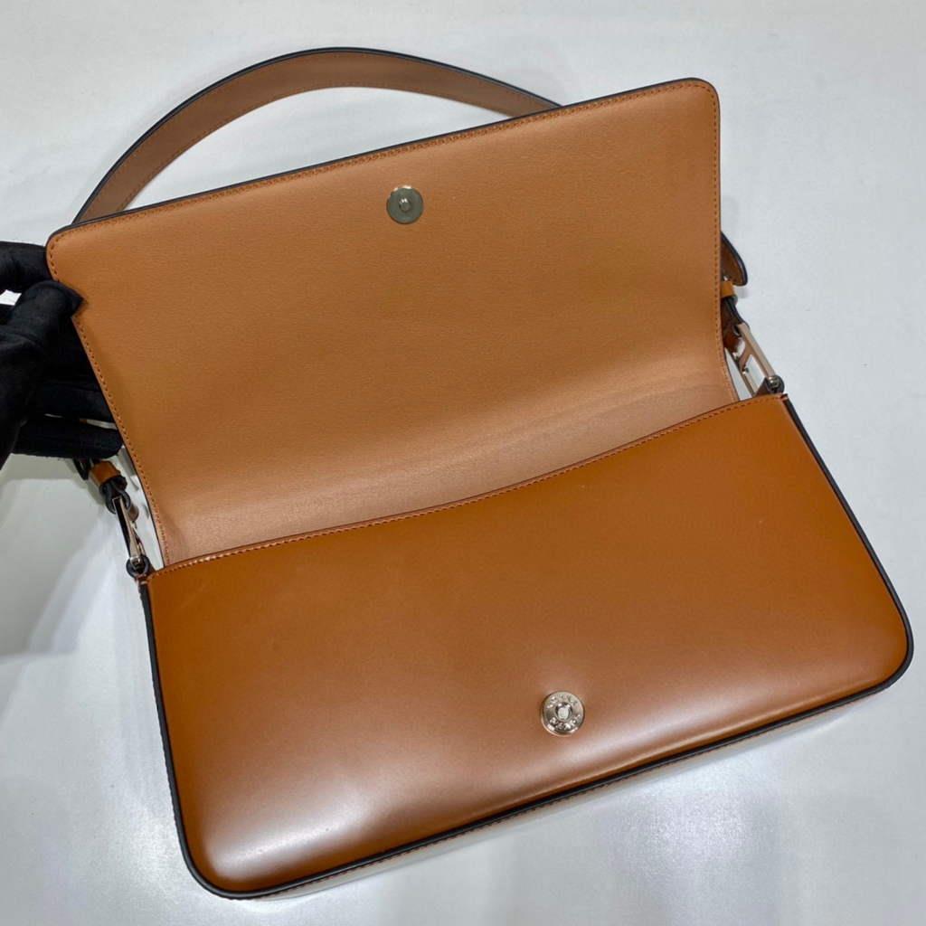 Prada 1BD323 Brushed leather Prada Femme bag Brown