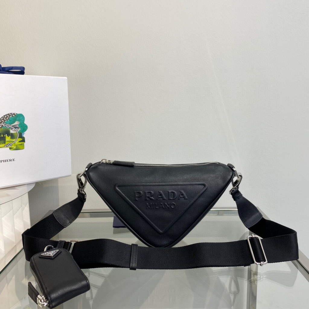 Prada Leather Prada Triangle shoulder bag 1BH190 Black